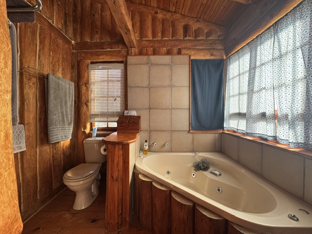 3 Bedroom Property for Sale in Boggomsbaai Western Cape